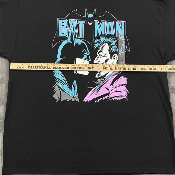 DC Batman Black Crew Neck Tee - Picture 4 of 5